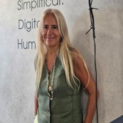 Ana Amoroso das Neves